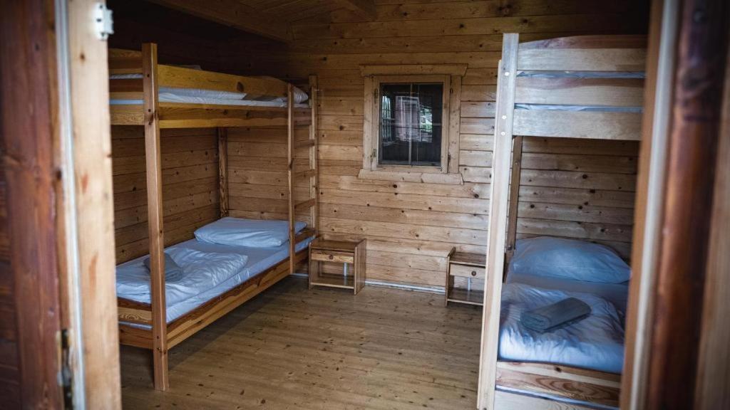 Camping Divoka Voda Братислава Экстерьер фото